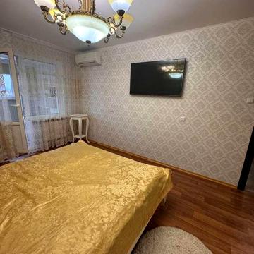 Здам власну 2 кімнатну квартиру