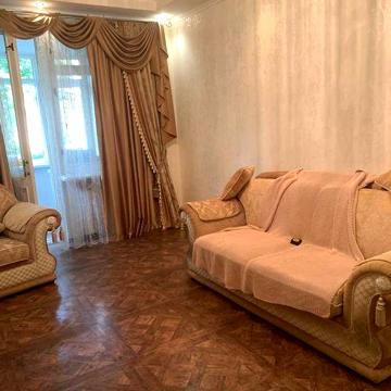 Сдам 2-х комнатную квартиру в сталинке
