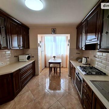 Продаж 4к Квартира Щурата вулиця