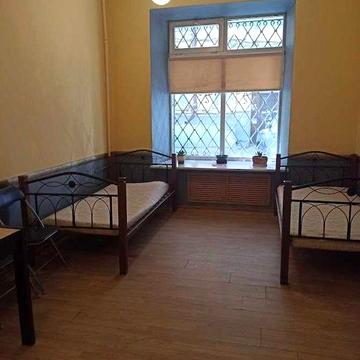 Оренда квартири/2 кімнатна/Саксаганського, 131А/без комісії
