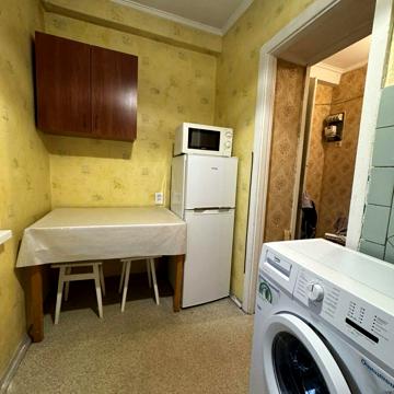 Андрія Малишка вул., 17