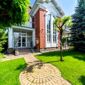 Світанкова вул., 38