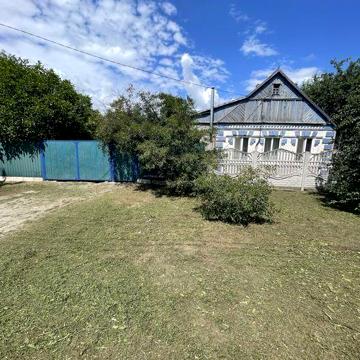 Продам будинок у місті Барвінкове. Газ, вода, туалет у домі