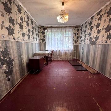 Трикімнатна квартира р-н Черемушки