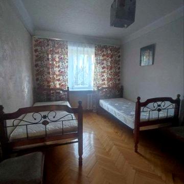 3к, пр. Повітряних сил 52, Севастопольська площа, Соломянський район