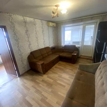 Продам 3 кімнатну квартиру  Яновського