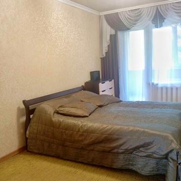 Продаж 3к Квартира Оптимістична (Соціалістична) вулиця