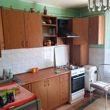 Довгострокова оренда 2к Квартира Тролейбусна вулиця