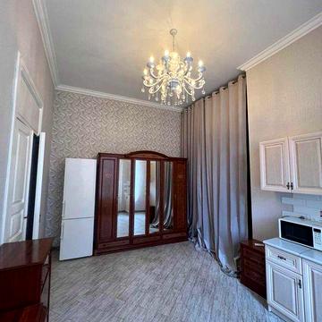 Продам 1 комнатную квартиру - студию. 33 м. Ремонт.