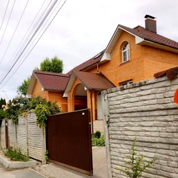 Будинок 220м з житловим облаштованим підвалом, газом та каміном! Гатне