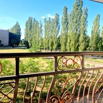 4 - кімнатна квартира - студія в парковій зоні ЖК Небо