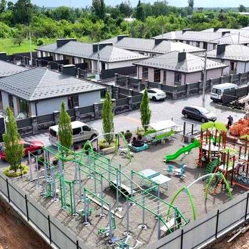 Продам таунхаус з газом і ремонтом