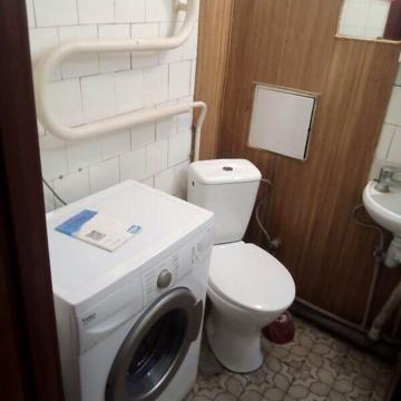 Довгострокова оренда 1к Квартира Листопадна вулиця