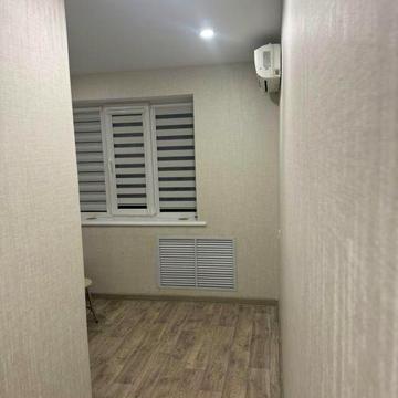 Продам 2 комнатную квартиру Алексеевка 11/16 двухбалконка,