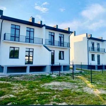 Продаж будинку Лапаївка Холодновідка Львів