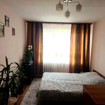 Продається 2-кімнатна квартира по вул. П.Тичини