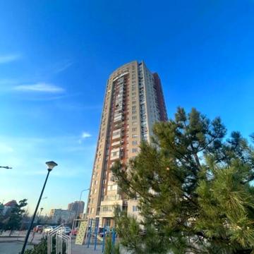 Героїв полку "Азов" вул. (Маршала Малиновського), 8