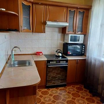 Деревянка вул., 17