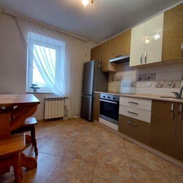 1 кім квартира, 1-2 місяці, Авто