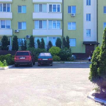 Європейська вул., 10