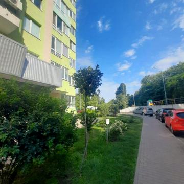 Михайла Донця вул., 2-А
