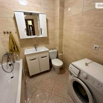Довгострокова оренда 2к Квартира Злуки проспект