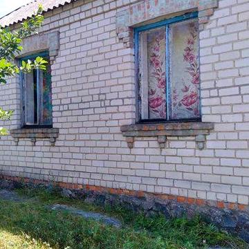 Продам будинок та Земельна ділянка