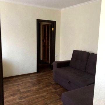 Продам квартиру, двокімнатна
