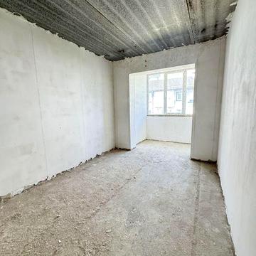 Євро2к в ЗДАНОМУ будинку, мінімальне оформлення
