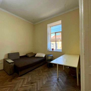 Здається 2-кімнатна квартира у Галицькому районі за вул. Франка, 106
