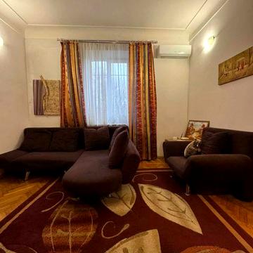 Продаж 1к квартири у центрі міста. Пл.Соборна 1а