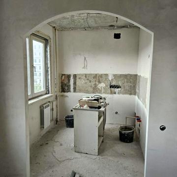 Амосова вул. (Корчагінців), 1