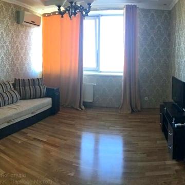 Вишгородська вул., 45