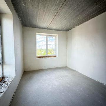 Хороша двушка з БАЛКОНОМ