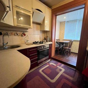 Продається 2-х кімнатка квартира по вул. Мира 29