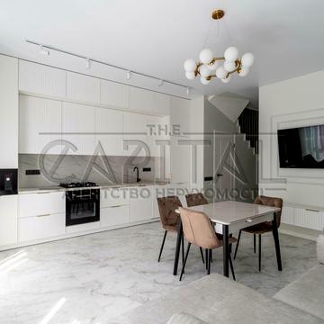 Центральна вул., 1