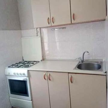 вул.Симиренка ,оренда 1к квартири