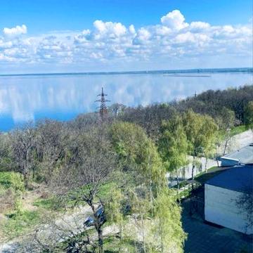 Продам 4 студію з видом на море