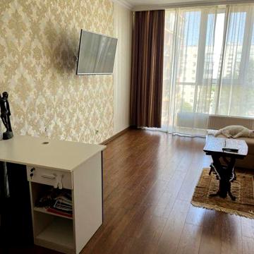 Оренда 2-х кімнатної квартири в ЖК «Водограй» + паркінг