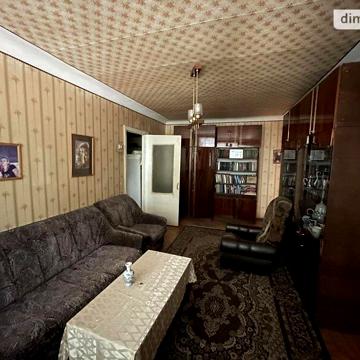 Продаж 3к Квартира Перемоги вулиця