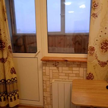 Рональда Рейгана вул., 40