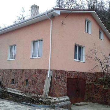Продам цегляний садовий будинок в с. Трипілля Київська область.