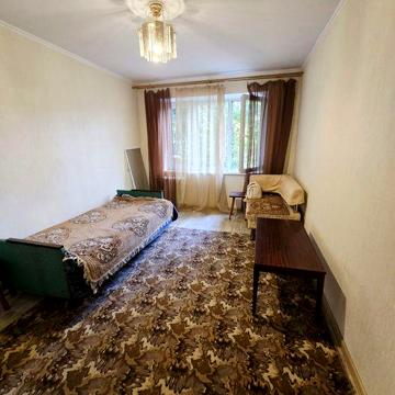 Сдам 1ю квартиру на Коммунаре