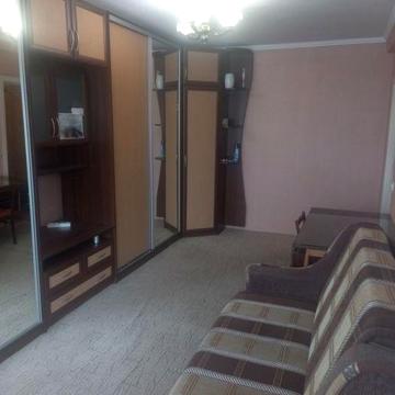 Сдам 1 ком. метро Лукьяновка ул.Ромоданова 14