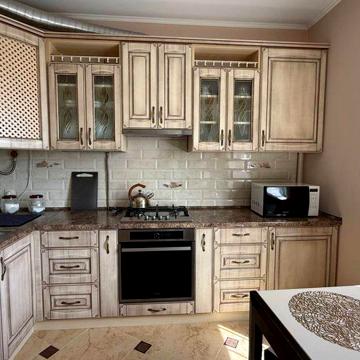 Оренда 1-кім. квартири 42 м.кв., в. Калнишевського