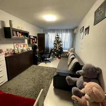 Ферганська вул., 33а