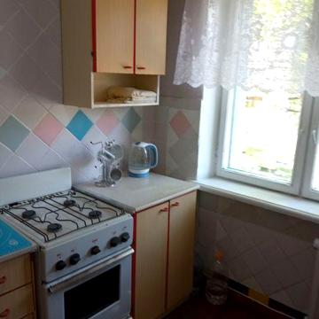 Продам 2 комнатную квартиру в центре