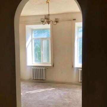 Гранітна вул., 124