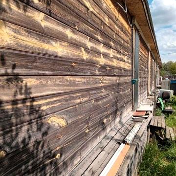 Продам 1/2 будинку у Києві. Є сотки!