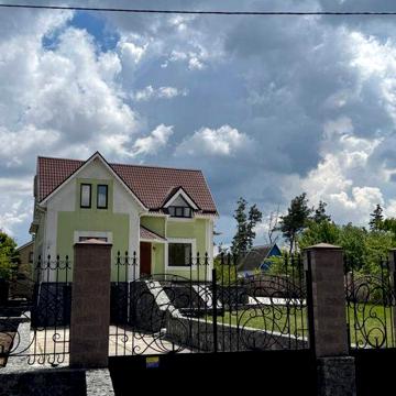 Продам дом в Песчанке возле речки